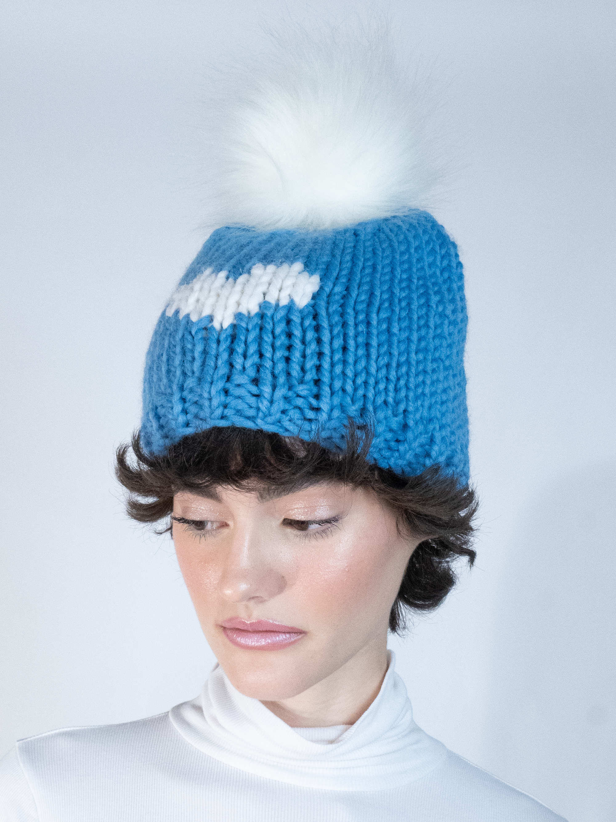 GOGO Women\'s Heart Toque Beanie Hat HEART Toque with removable POM – GOGO Sweaters main image 4
