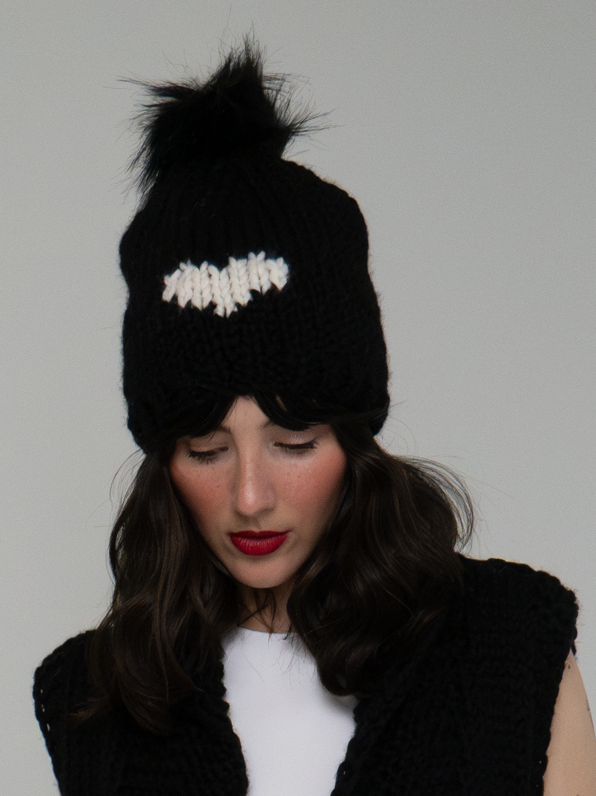 HEART Toque with removable POM